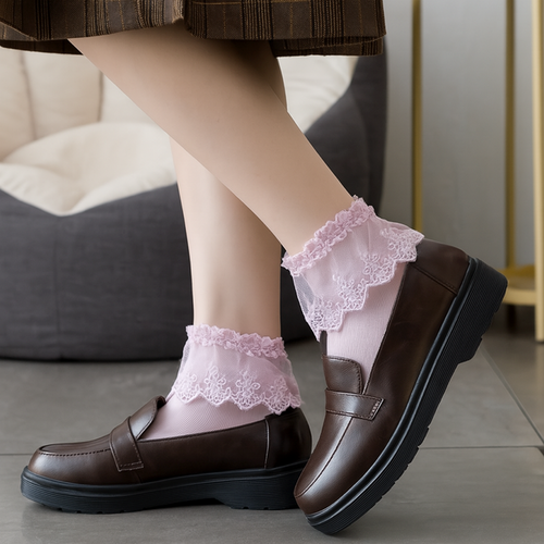 Lace Cuff Crew Socks